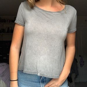 Back slit tee!